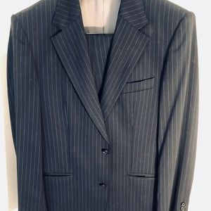 Hugo Boss Mens Suit 40 R new